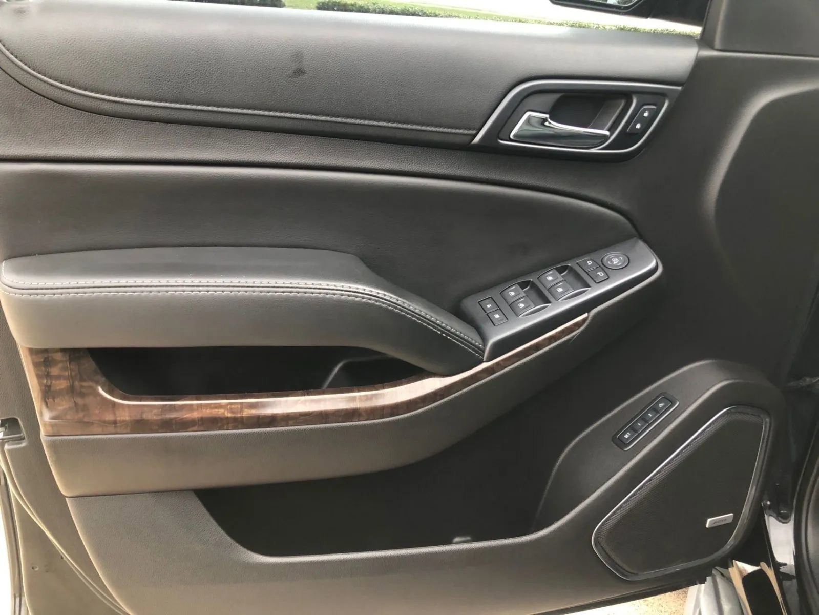 Used 2017 Chevrolet Tahoe LT AWD/4WD image 11