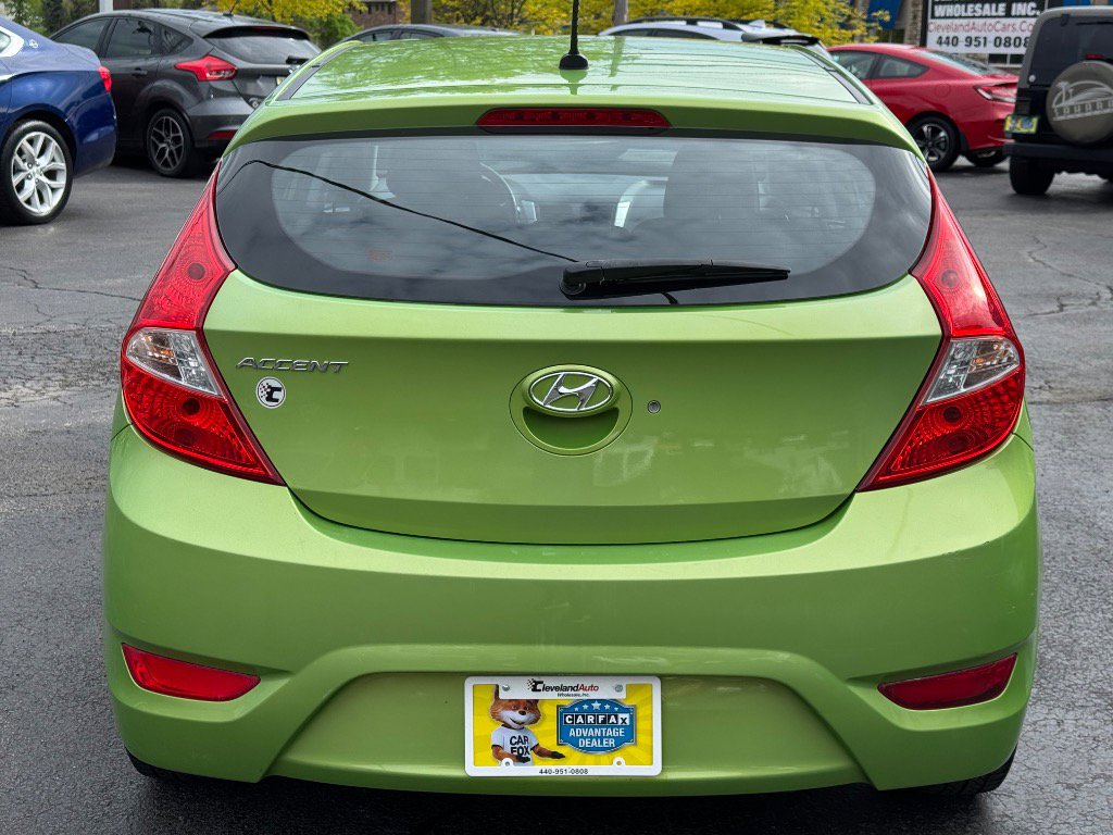Used 2012 Hyundai Accent GS FWD image 6