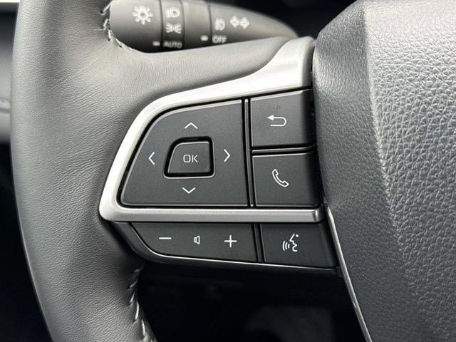 Used 2026 Toyota Highlander XSE image 25