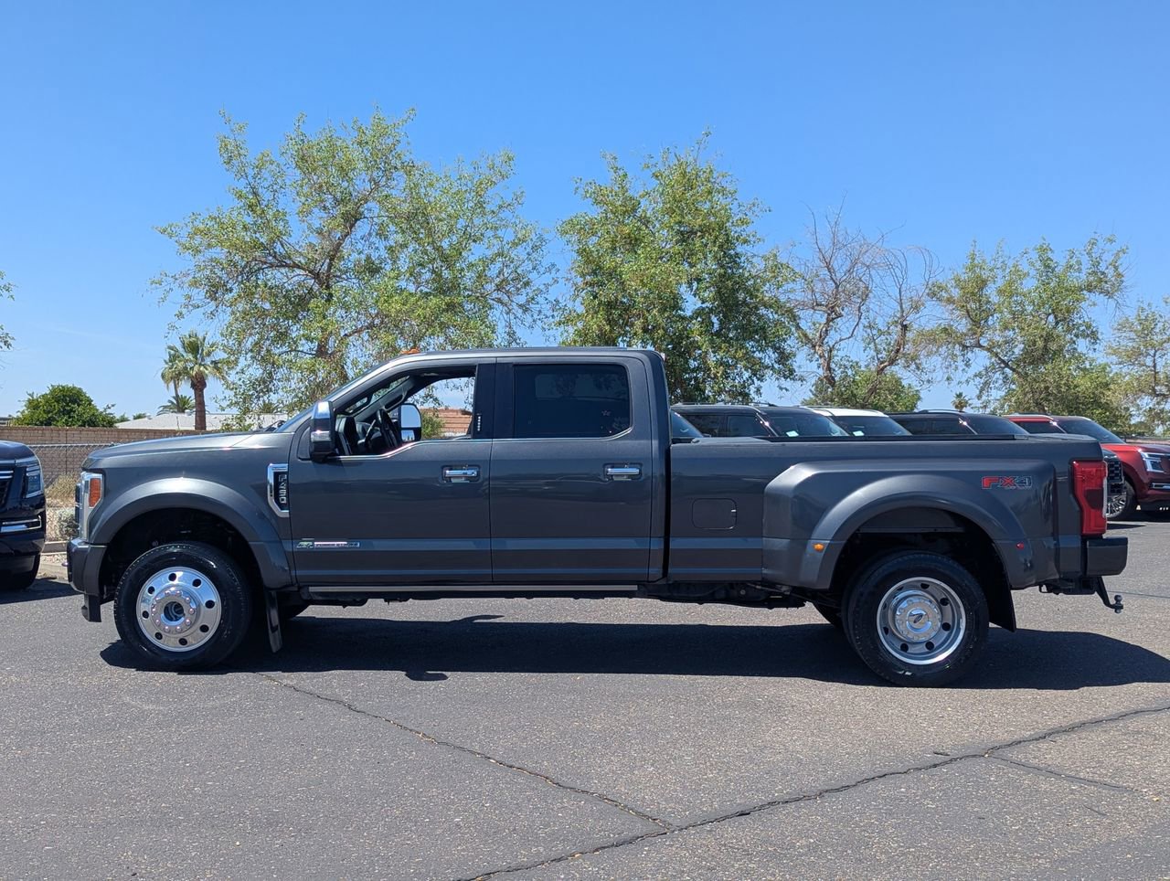 Used 2018 Ford F450 Platinum w/ Platinum Ultimate Package AWD/4WD image 3