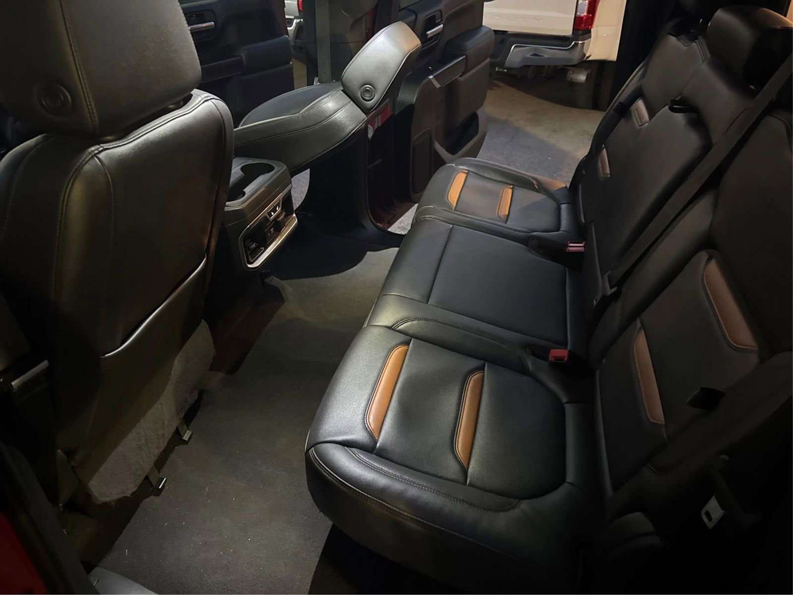 Used 2020 GMC Sierra 1500 AT4 w/ AT4 Premium Package AWD/4WD image 10