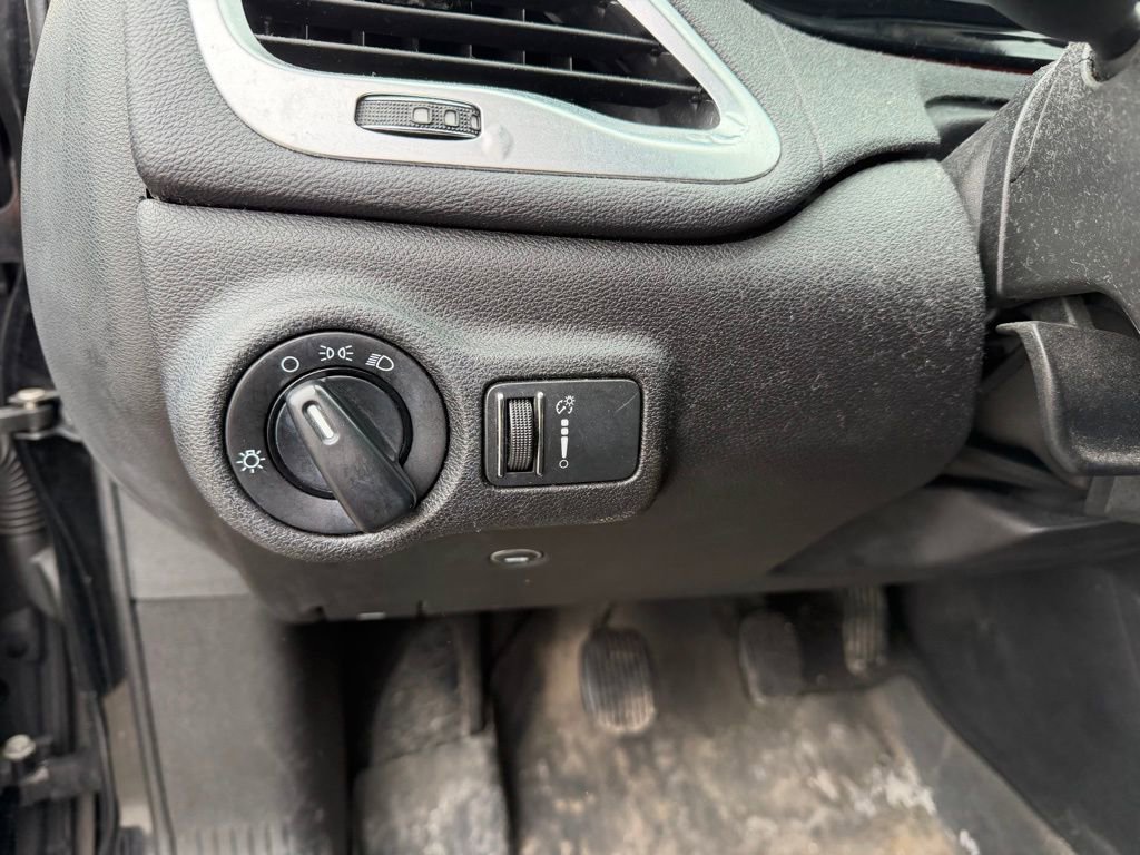 Used 2015 Dodge Dart SE w/ Convenience Group image 6