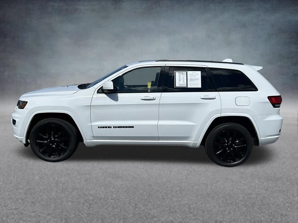 Used 2019 Jeep Grand Cherokee Altitude AWD/4WD image 2