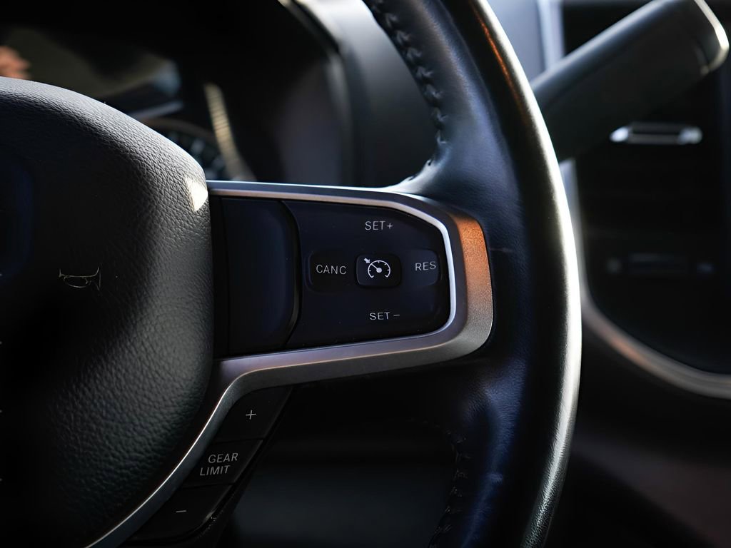 Used 2024 RAM 3500 Big Horn image 14