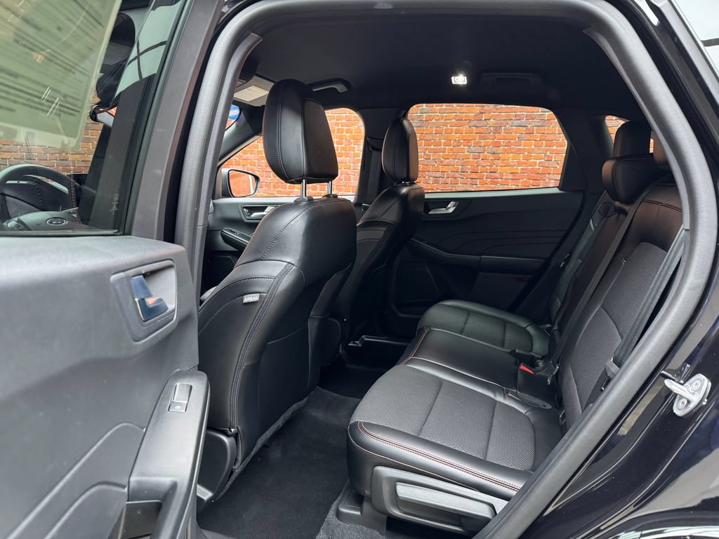 Used 2023 Ford Escape ST-Line w/ Tech Pack #1 AWD/4WD image 25
