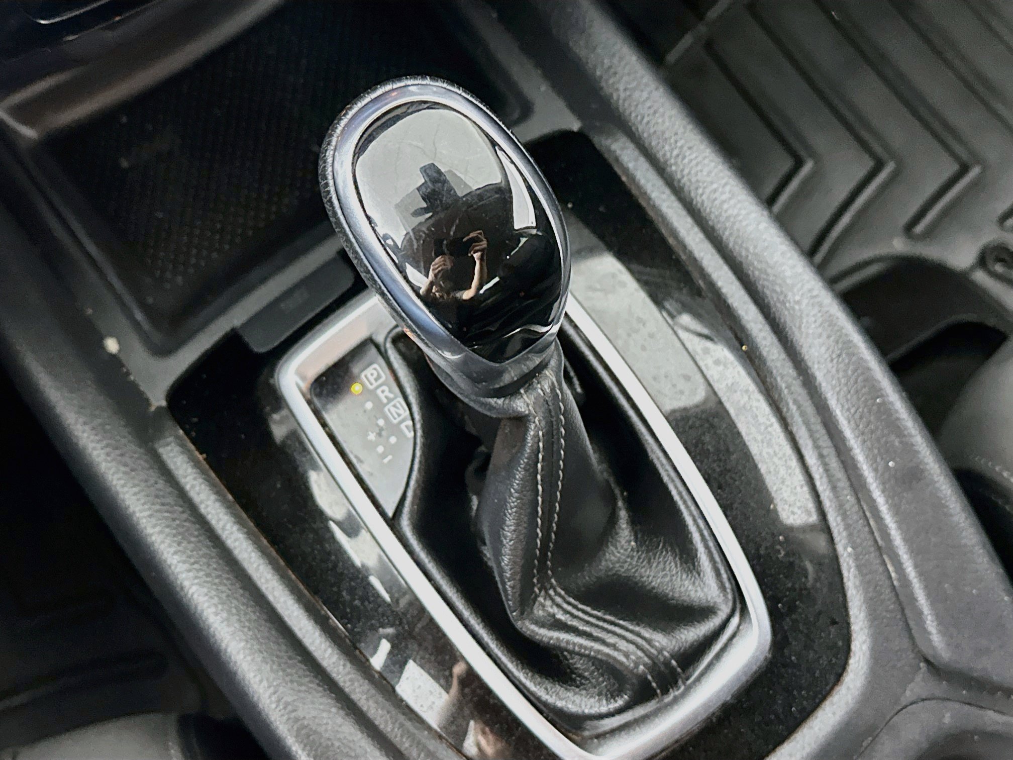 Used 2019 Nissan Rogue SV FWD image 24