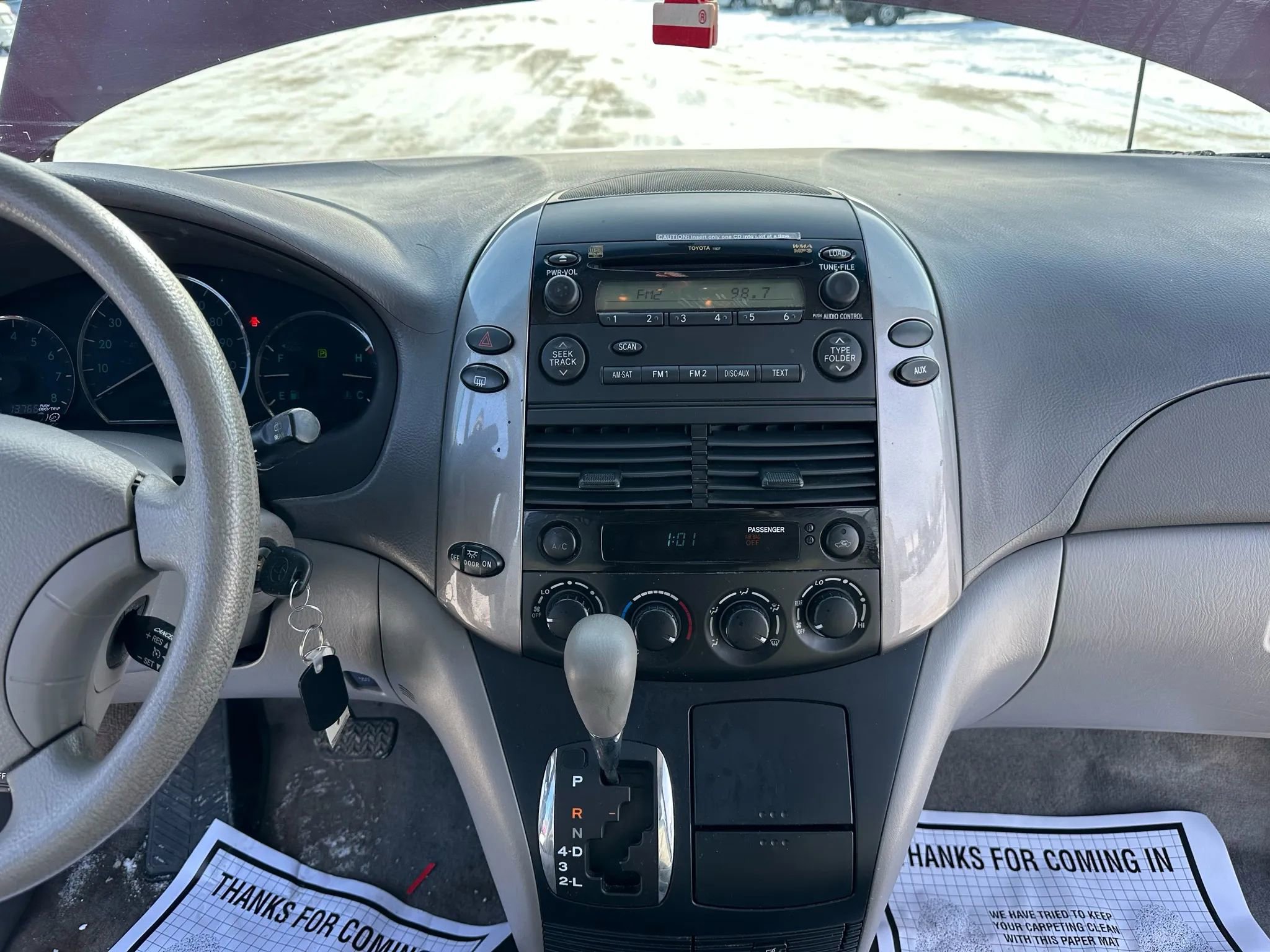 Used 2009 Toyota Sienna LE image 19