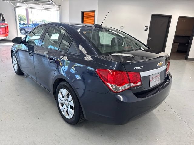Used 2015 Chevrolet Cruze LS FWD image 8