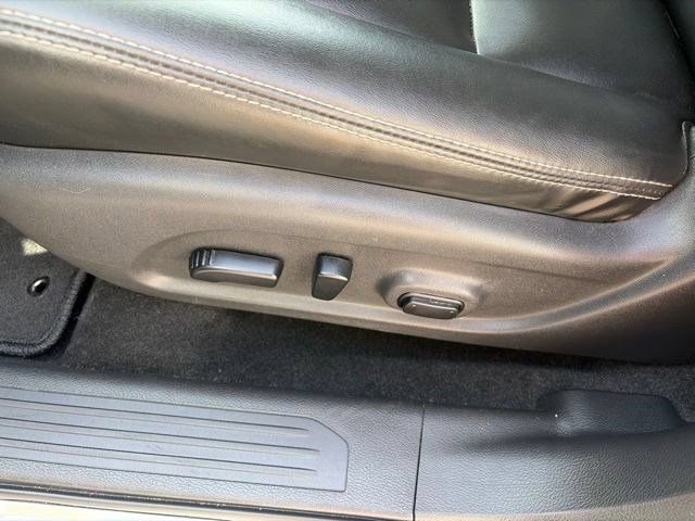 Used 2023 Nissan Murano SV w/ SV Midnight Edition Package FWD image 12