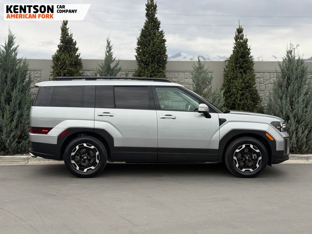 Used 2025 Hyundai Santa Fe SEL image 11