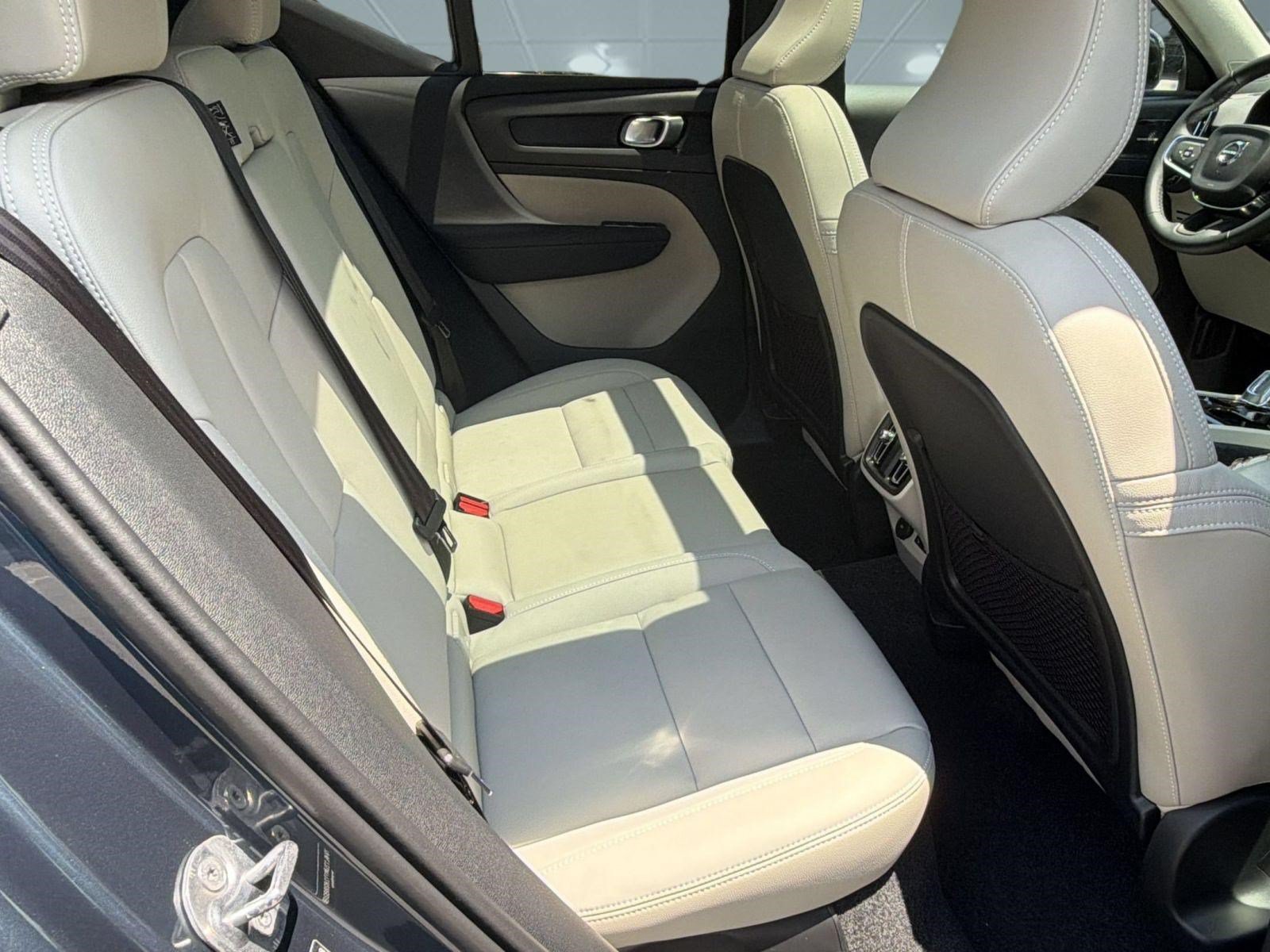New 2026 Volvo XC40 B5 Ultra w/ Climate Package AWD/4WD image 30