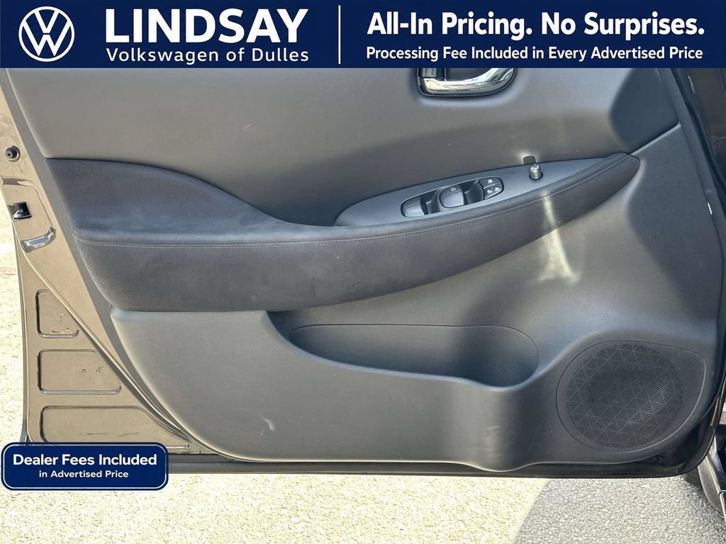 Used 2016 Nissan Leaf S w/ Charger Package FWD image 9