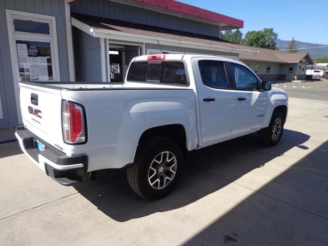Used 2022 GMC Canyon AT4 image 2