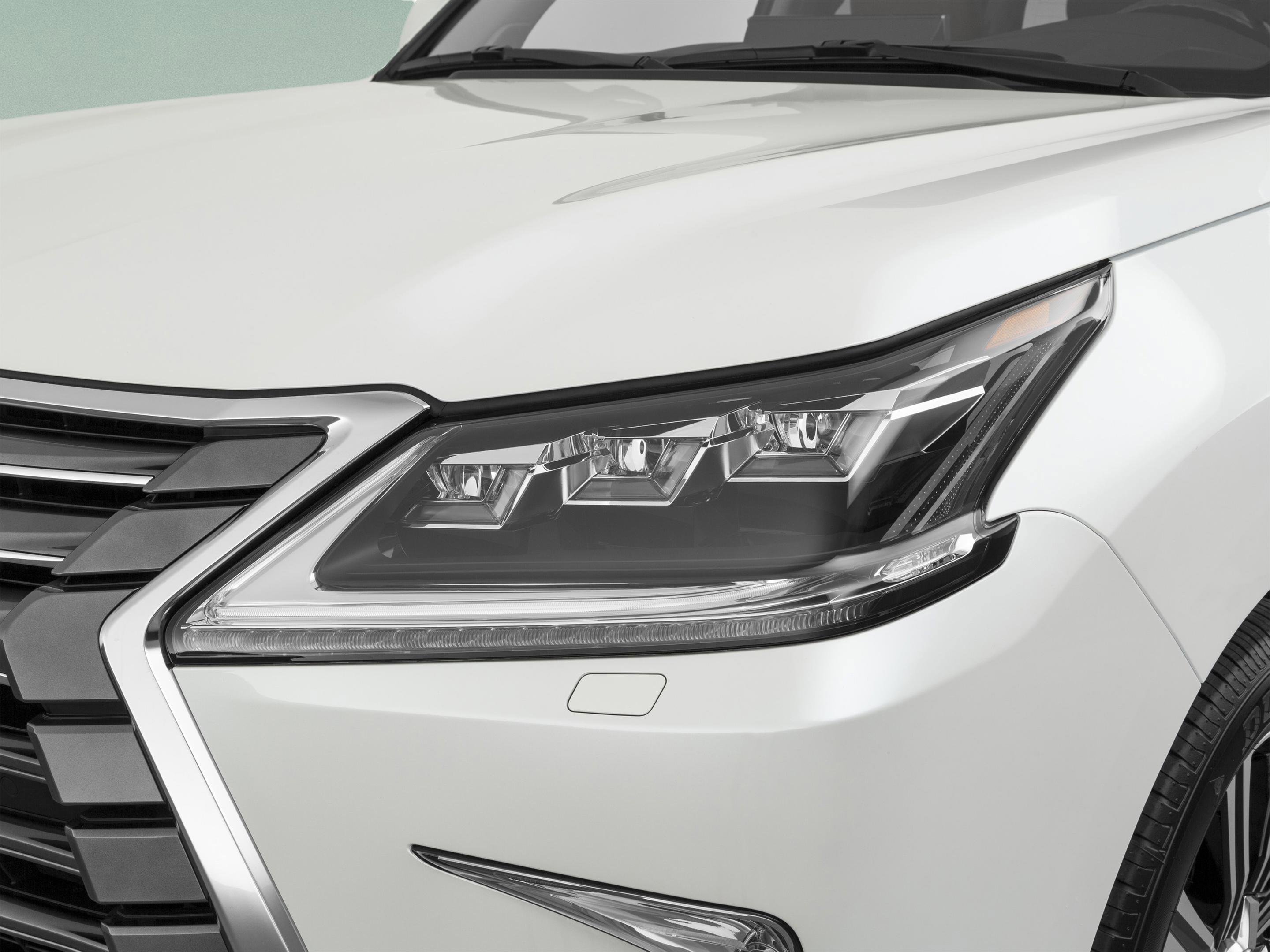 Used 2021 Lexus LX 570 4WD w/ Luxury Package image 61