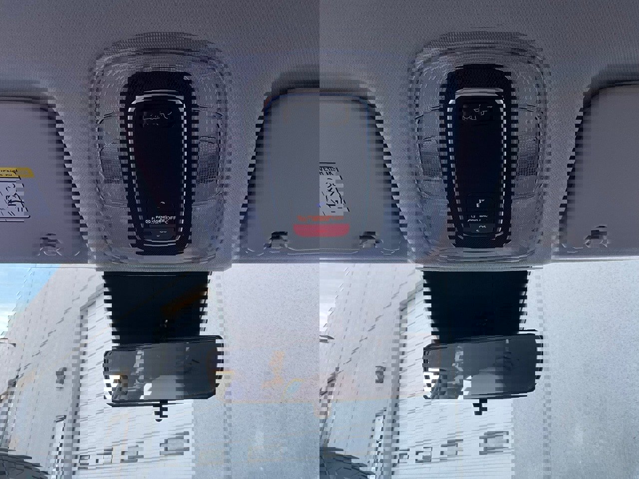 Used 2025 Hyundai Kona SEL image 16