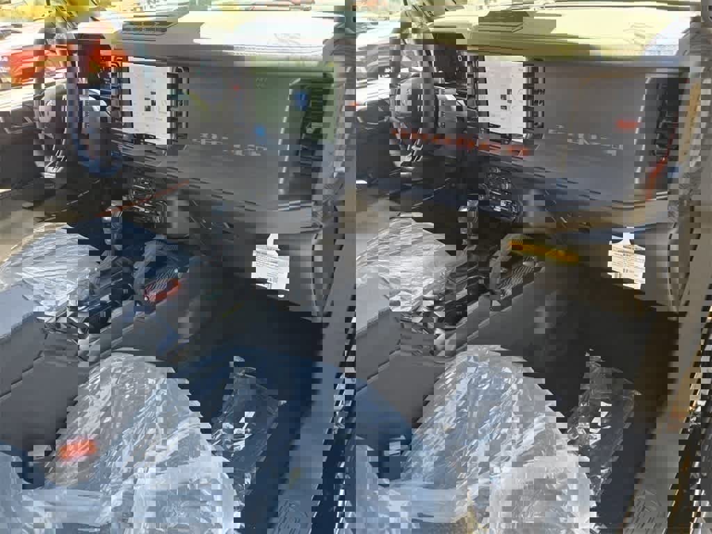 New 2025 Ford Bronco Raptor image 13