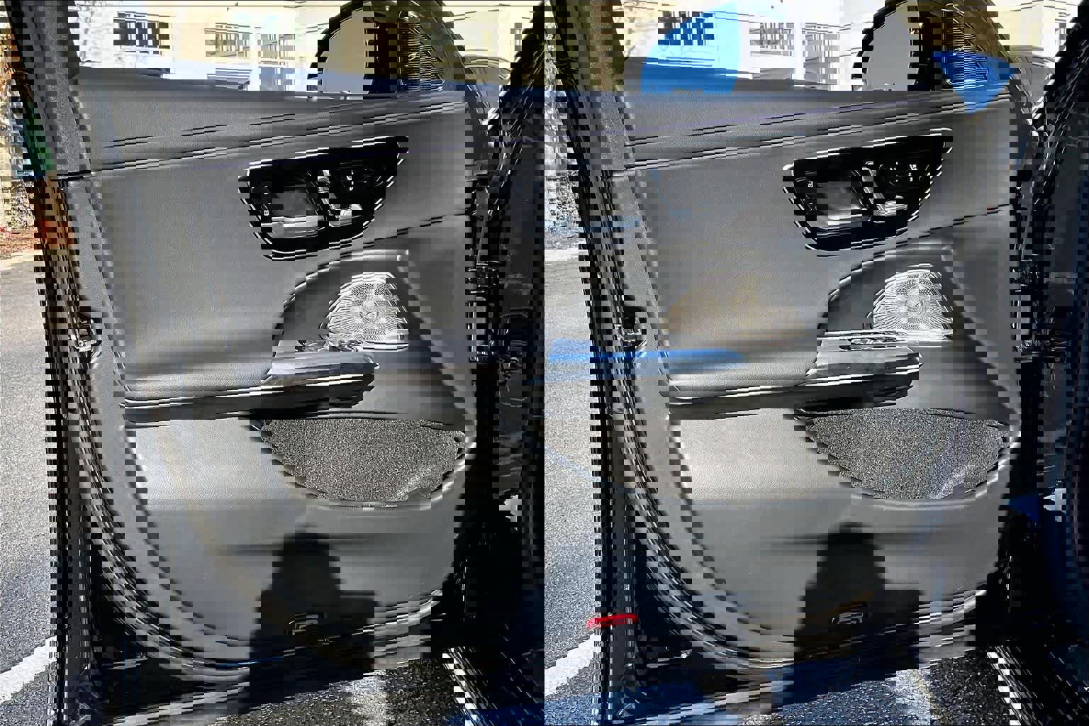 Used 2024 Mercedes-Benz E 350 4MATIC Sedan image 22