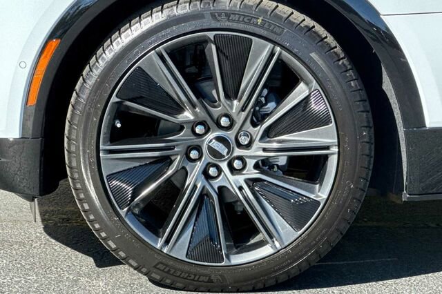 New 2026 Cadillac Lyriq Signature Sport w/ Nappa Leather Package image 25
