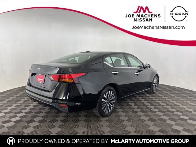 Used 2025 Nissan Altima 2.5 SV image 6