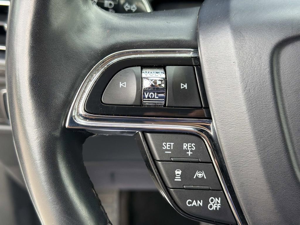 Used 2022 Lincoln Nautilus Reserve image 30