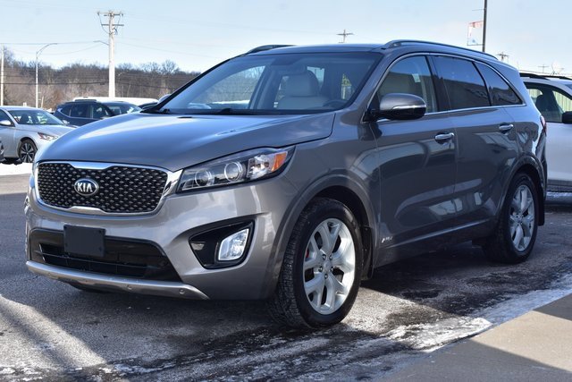 Used 2018 Kia Sorento SX image 12