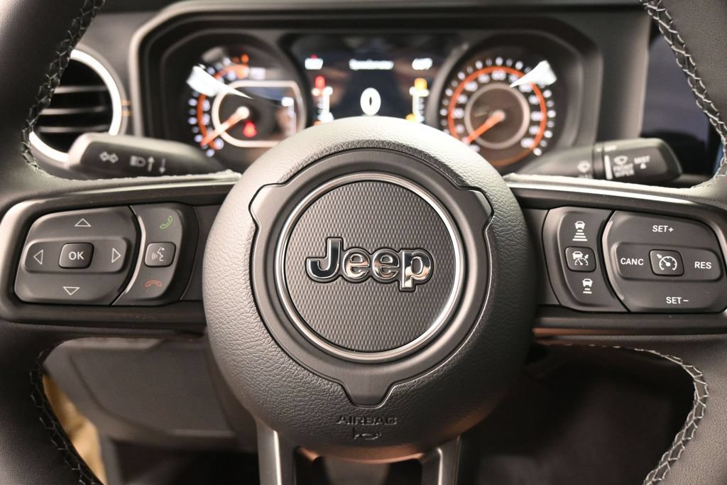 New 2026 Jeep Gladiator Willys AWD/4WD image 23