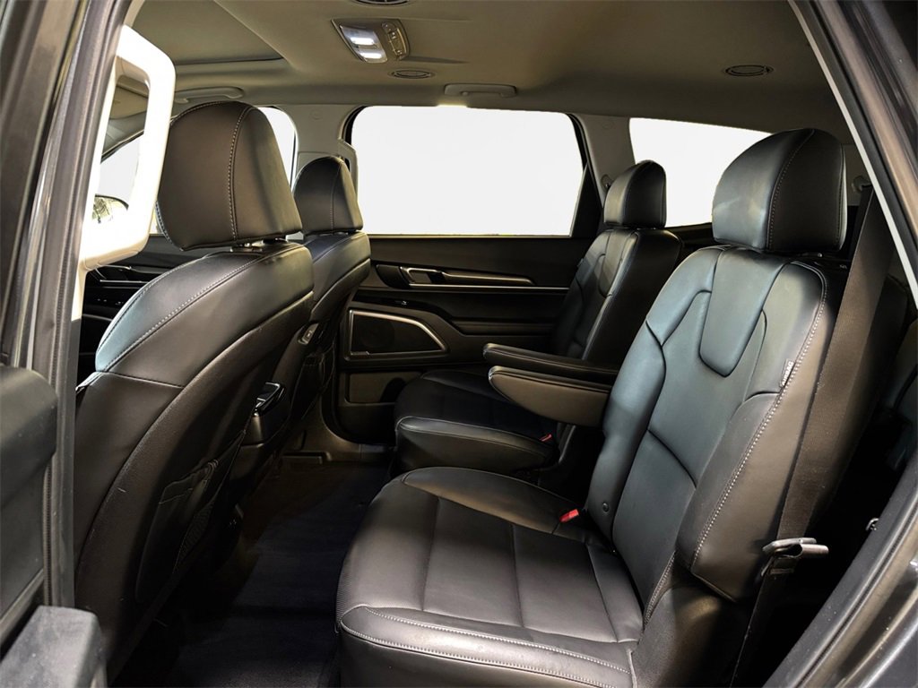 Used 2024 Kia Telluride S w/ S Sunroof Package image 24