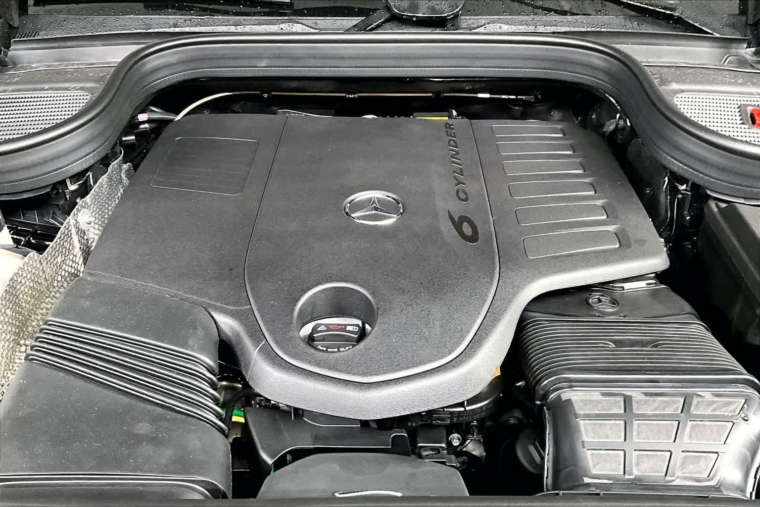 New 2026 Mercedes-Benz GLS 450 4MATIC image 15