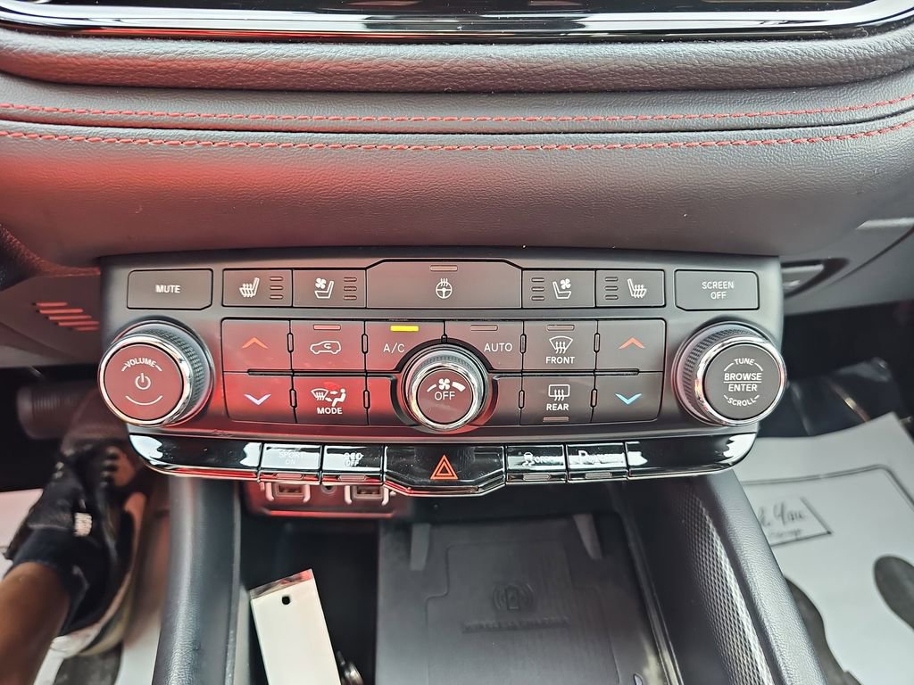 Used 2024 Dodge Durango R/T AWD/4WD image 29