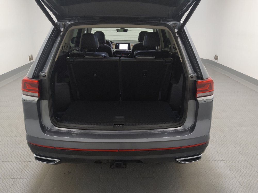 Used 2024 Volkswagen Atlas SE w/ Panoramic Sunroof Package FWD image 29