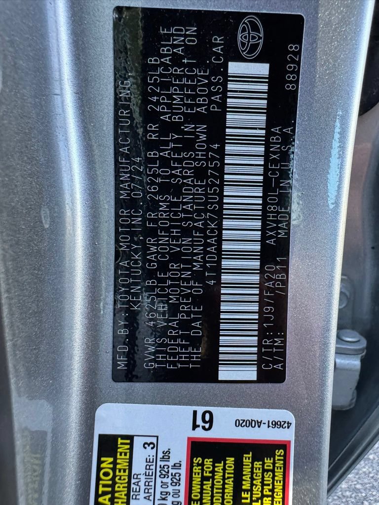 Used 2025 Toyota Camry LE FWD image 28