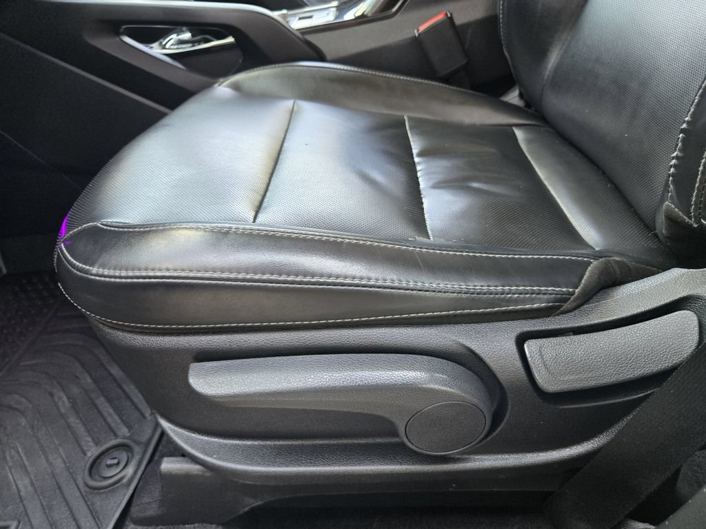 Used 2020 Kia Telluride LX FWD image 16
