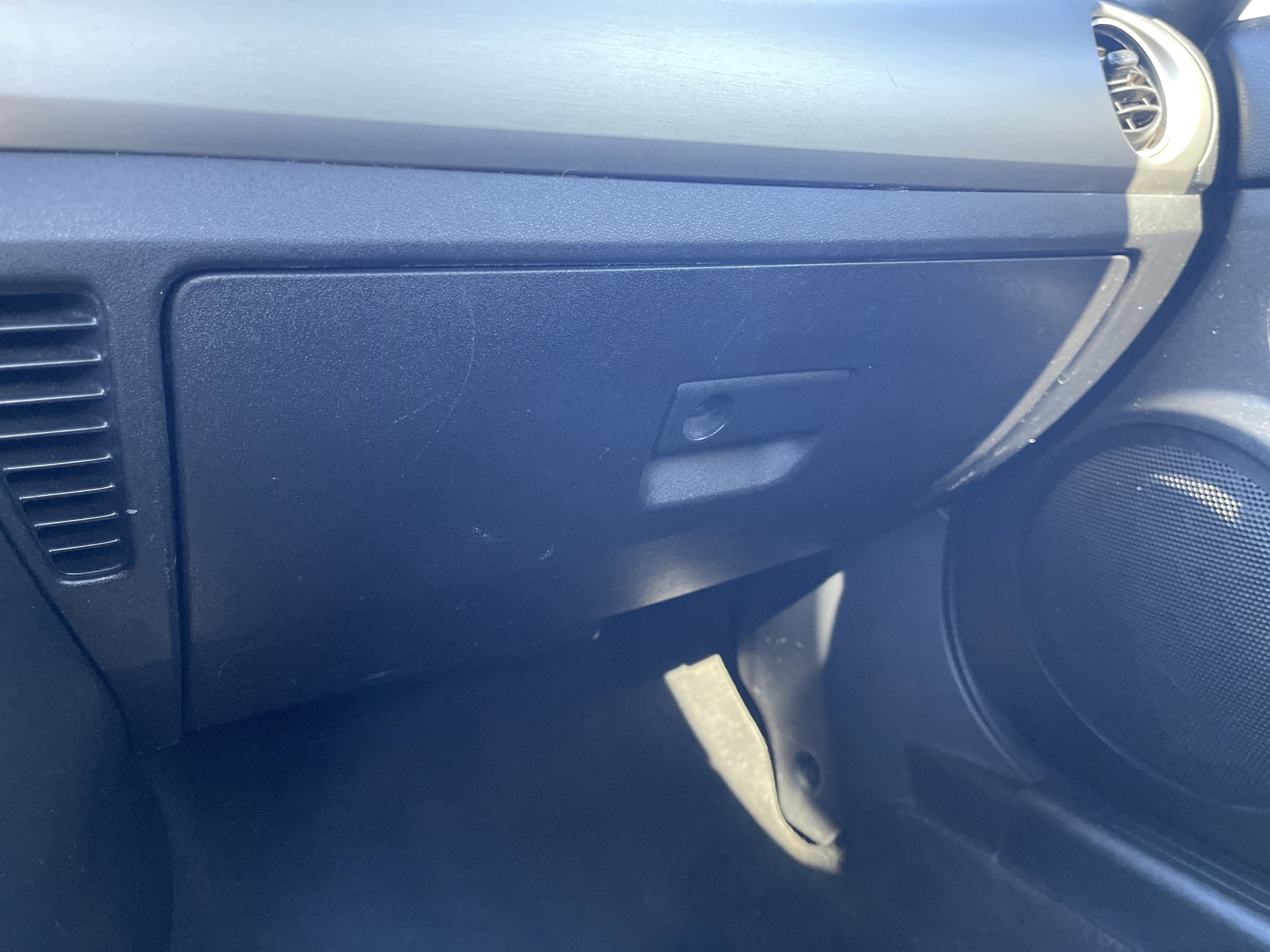 Used 2011 MAZDA MX-5 Miata Touring image 31