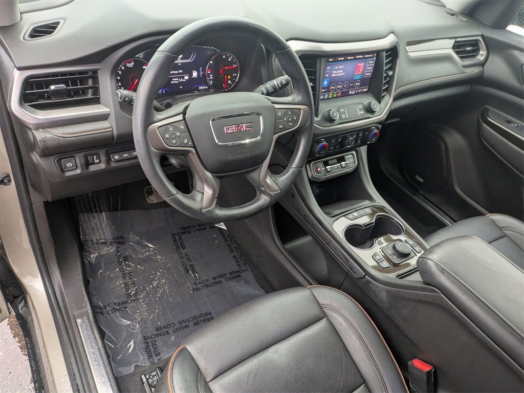 Used 2022 GMC Acadia AT4 w/ Technology Package image 12