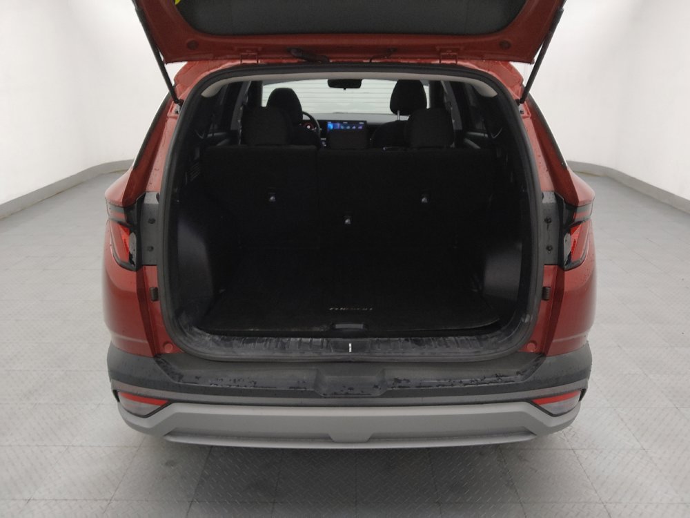 Used 2025 Hyundai Tucson SE FWD image 29