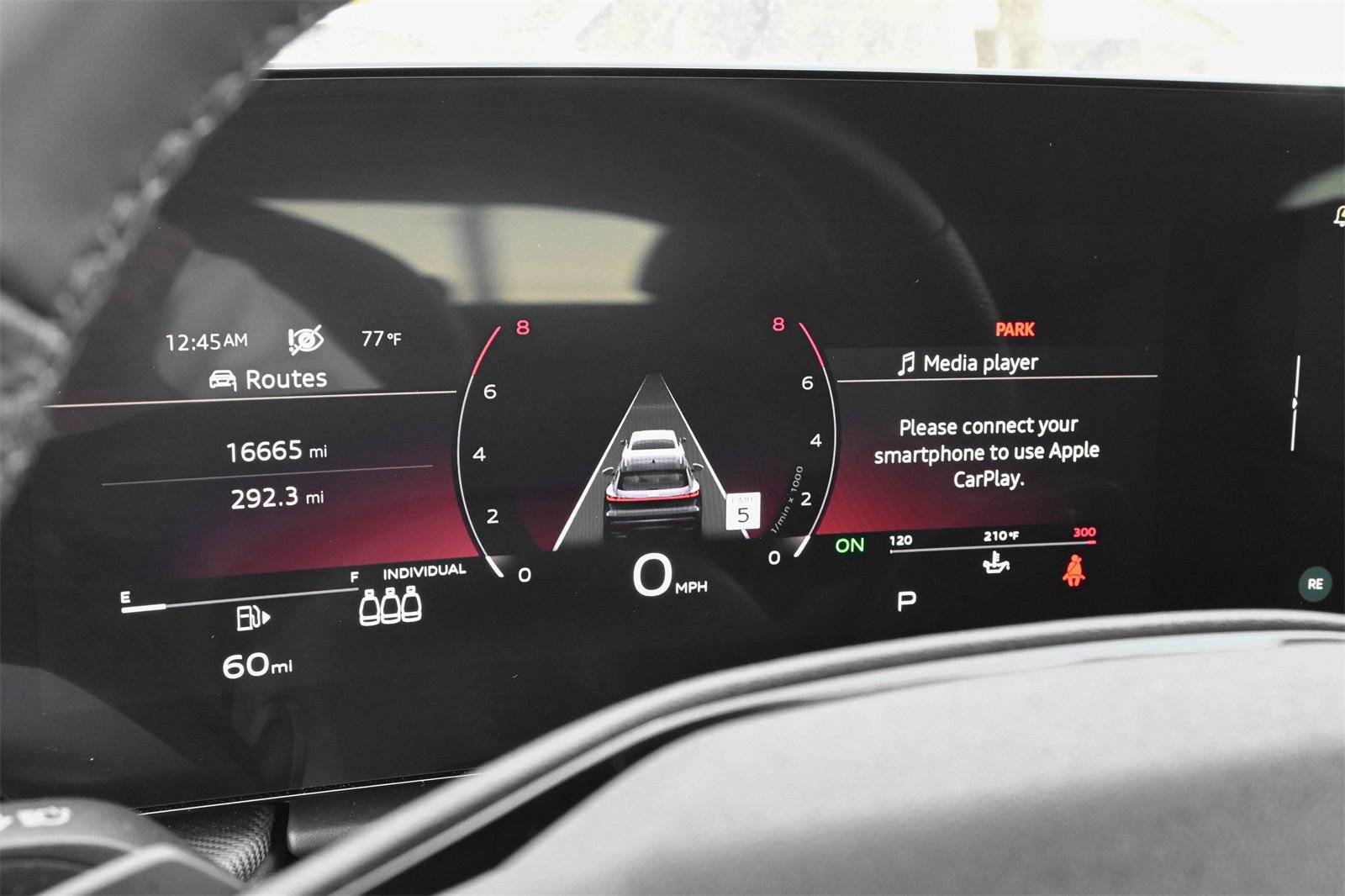 Certified 2025 Audi SQ5 Premium Plus w/ Premium Plus Package AWD/4WD image 9