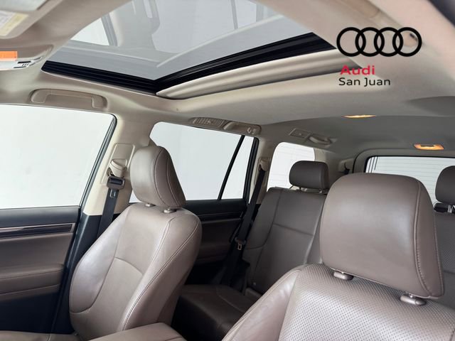 Used 2020 Lexus GX 460 Luxury w/ Accessory Package AWD/4WD image 11