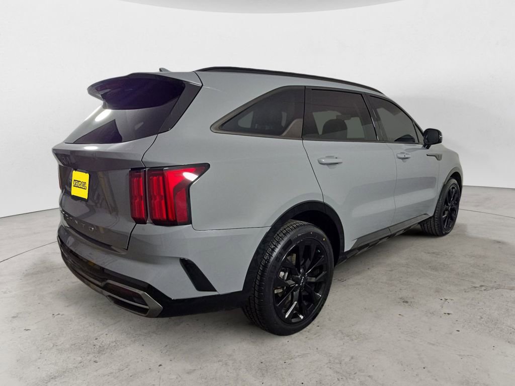 Used 2022 Kia Sorento SX image 5