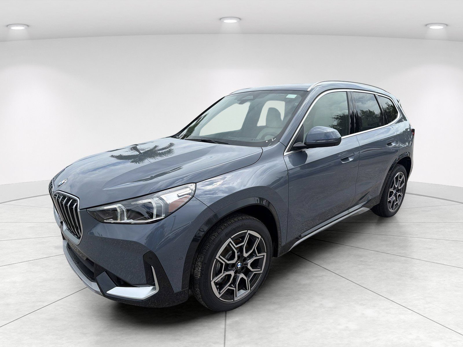 New 2026 BMW X1 xDrive28i w/ Technology Package AWD/4WD image 8