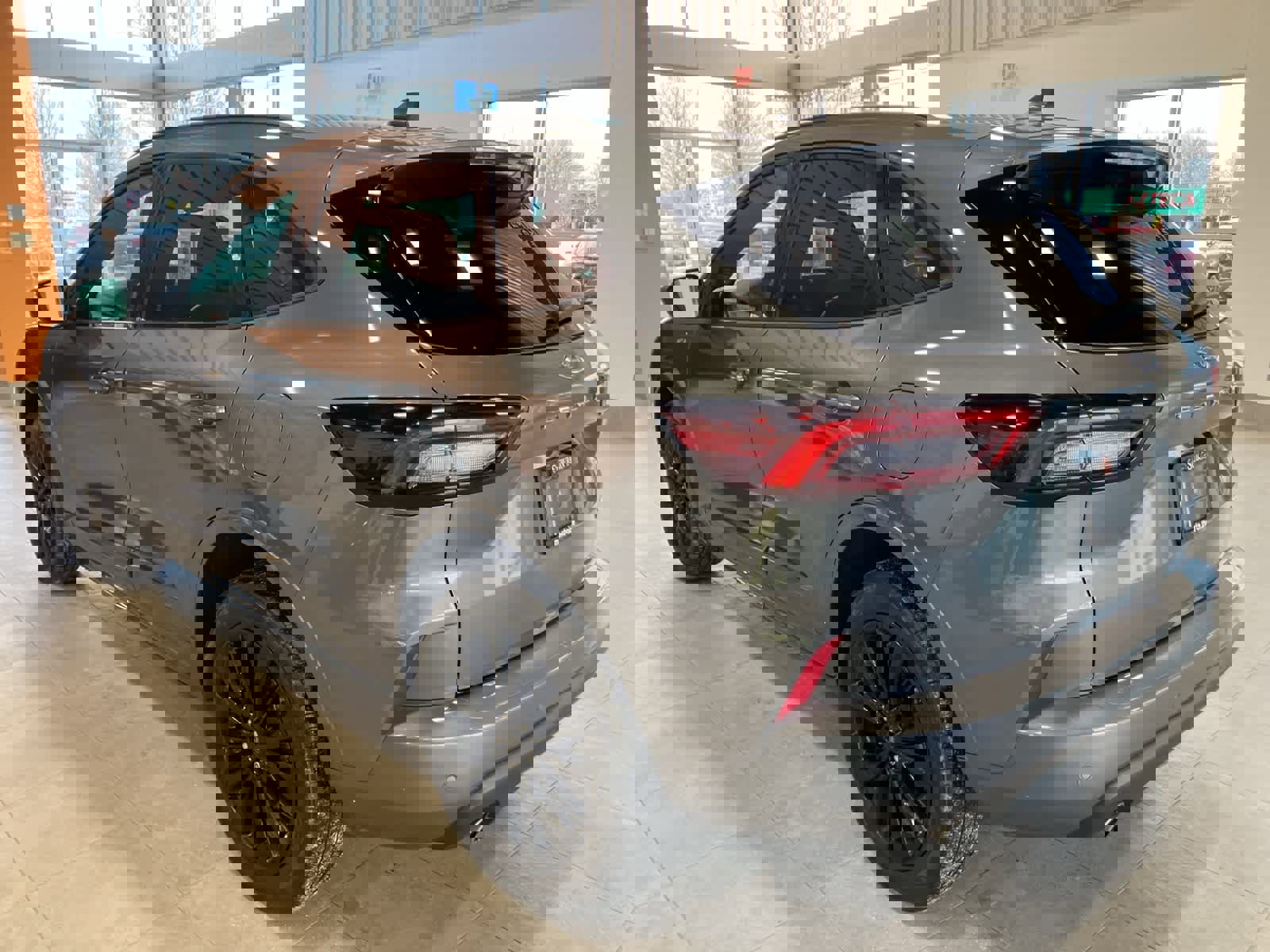 Used 2023 Ford Escape ST-Line Elite image 7