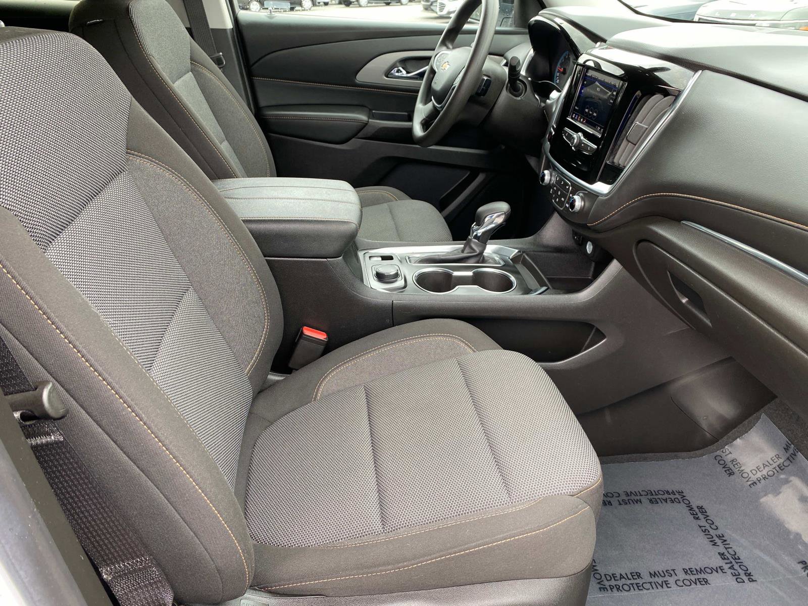 Used 2021 Chevrolet Traverse LS image 22
