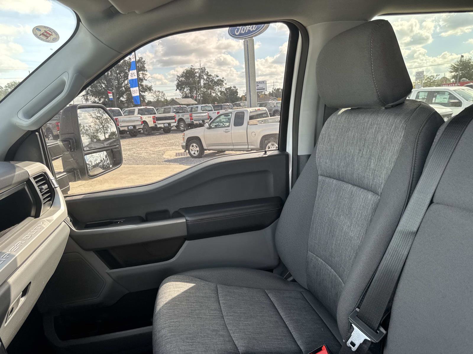 Used 2024 Ford F250 XL w/ STX Appearance Package image 15