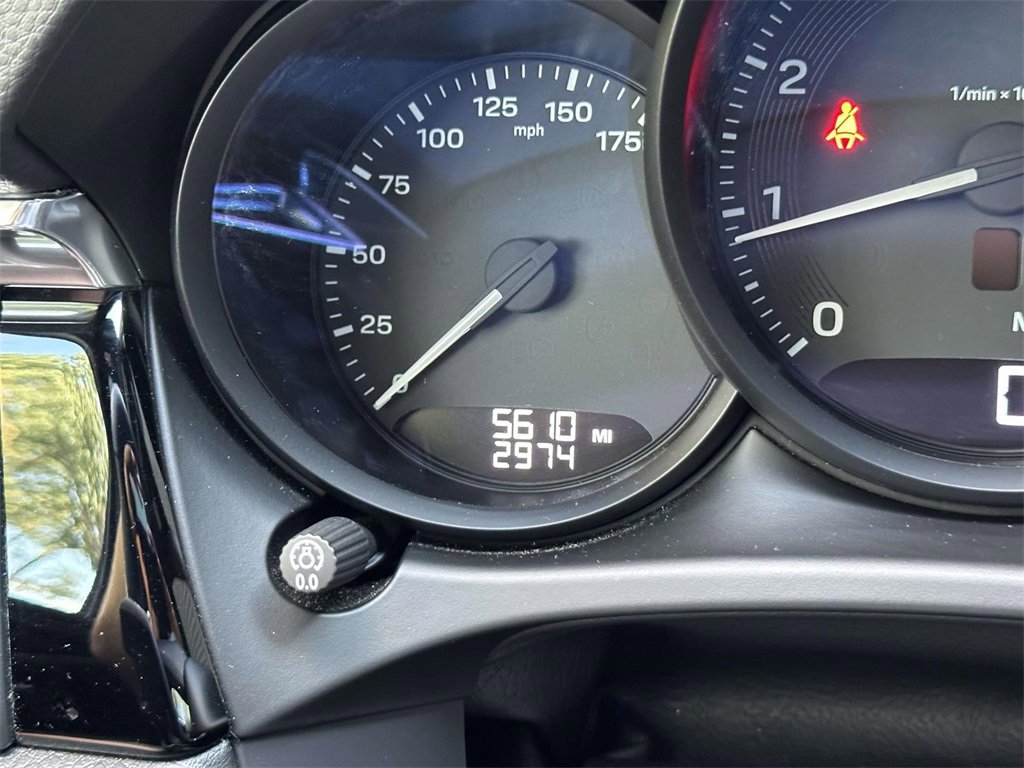 Used 2025 Porsche Macan image 21