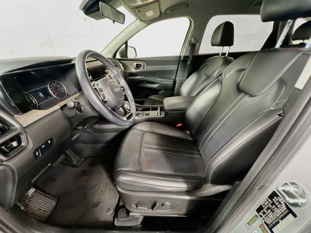 Certified 2023 Kia Sorento S AWD/4WD image 12