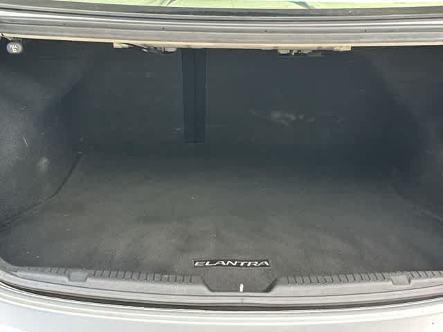 Used 2013 Hyundai Elantra Limited FWD image 20