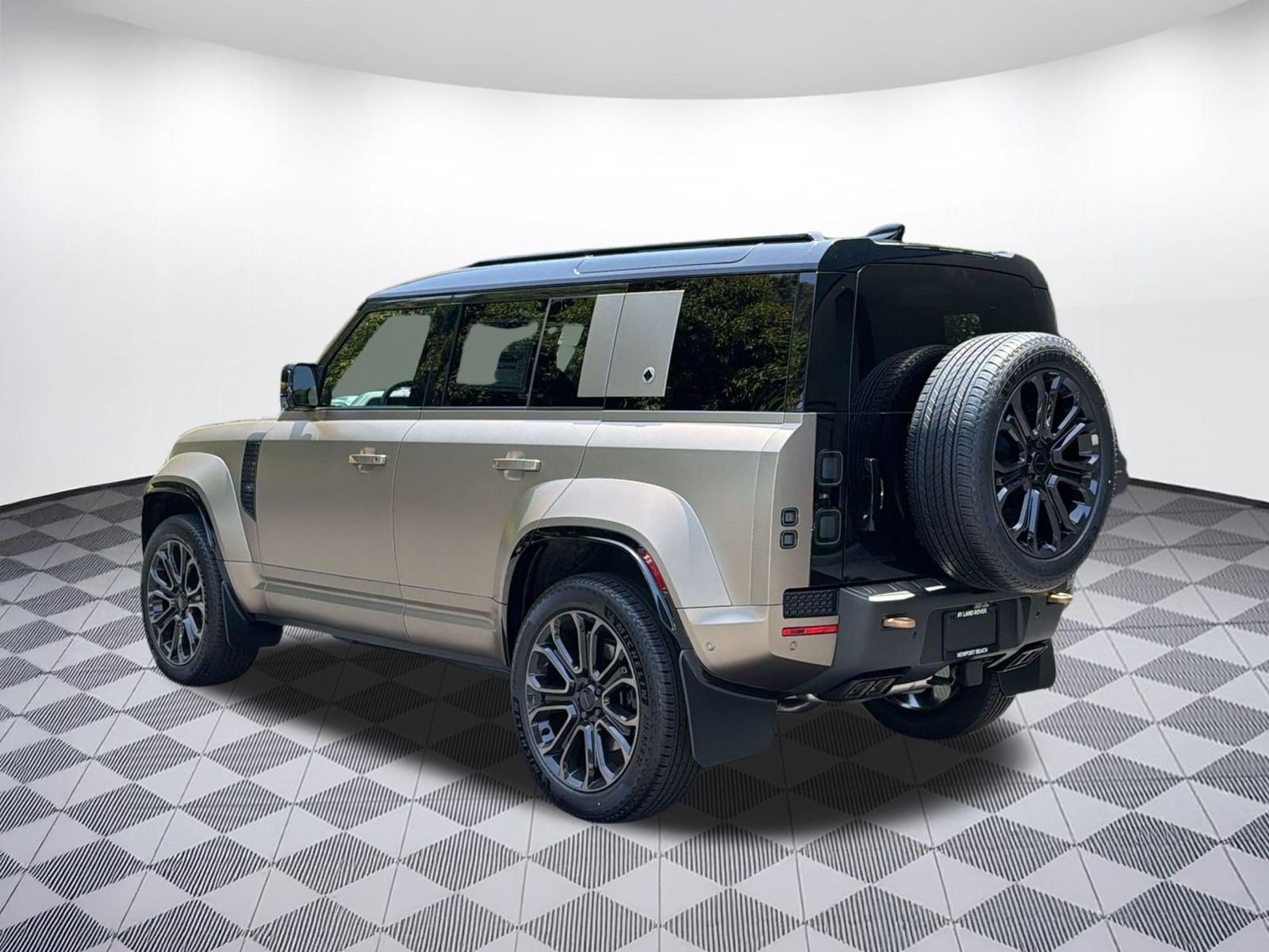 New 2026 Land Rover Defender 110 OCTA AWD/4WD image 3