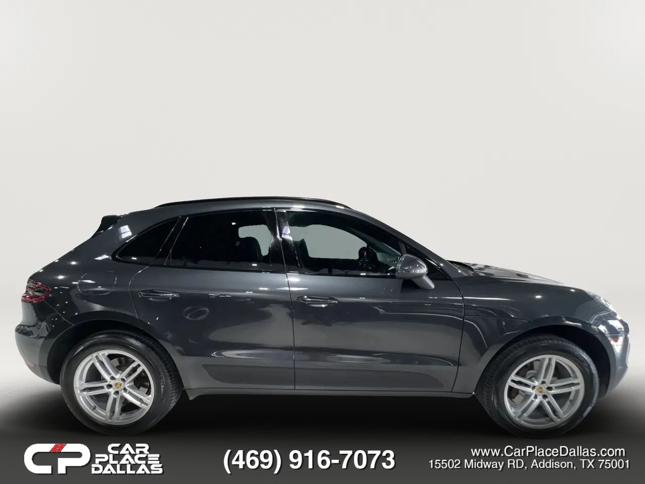 Used 2018 Porsche Macan AWD/4WD image 4