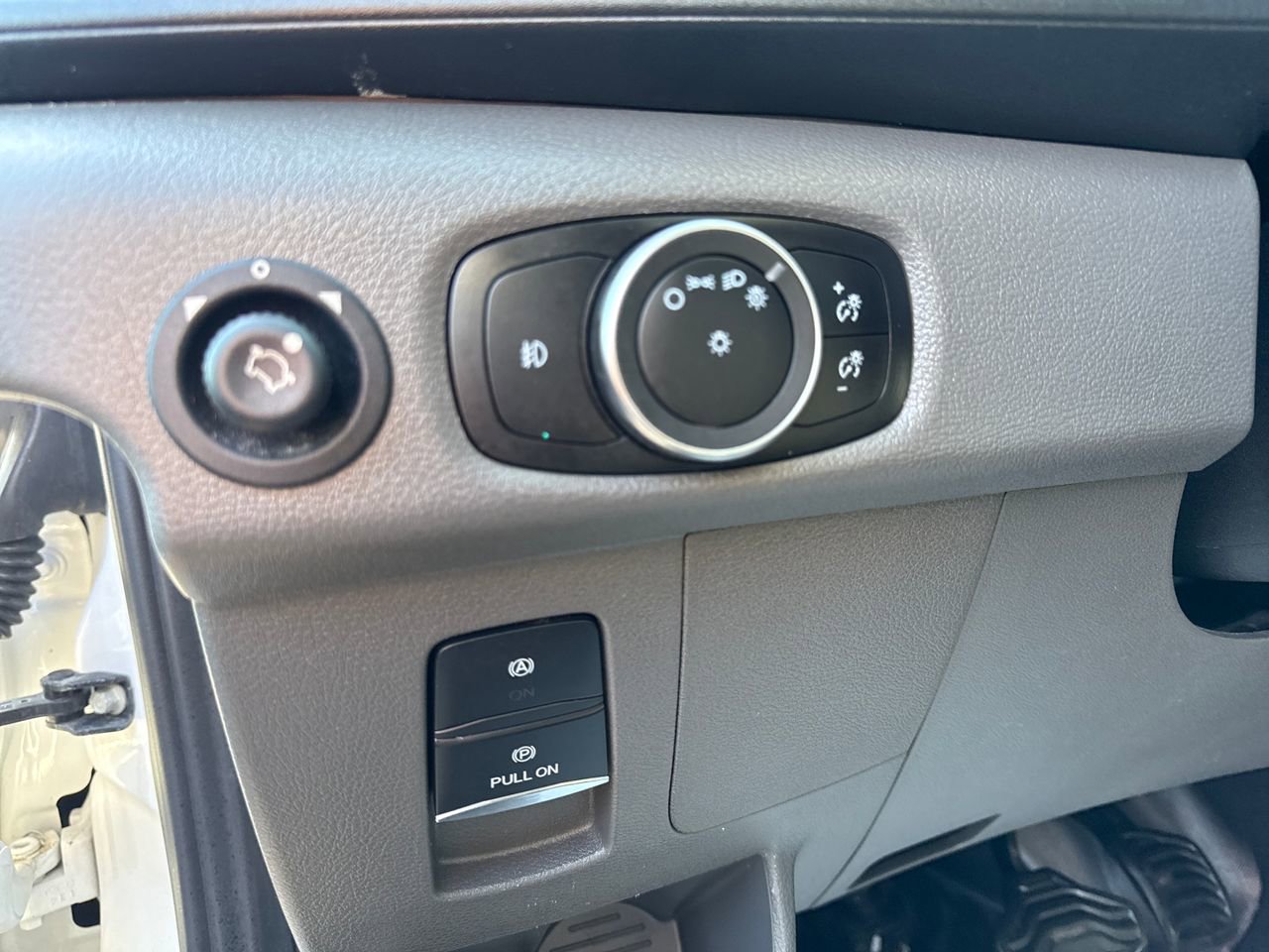 Used 2023 Ford Transit 250 Low Roof AWD w/ Exterior Upgrade Package image 15