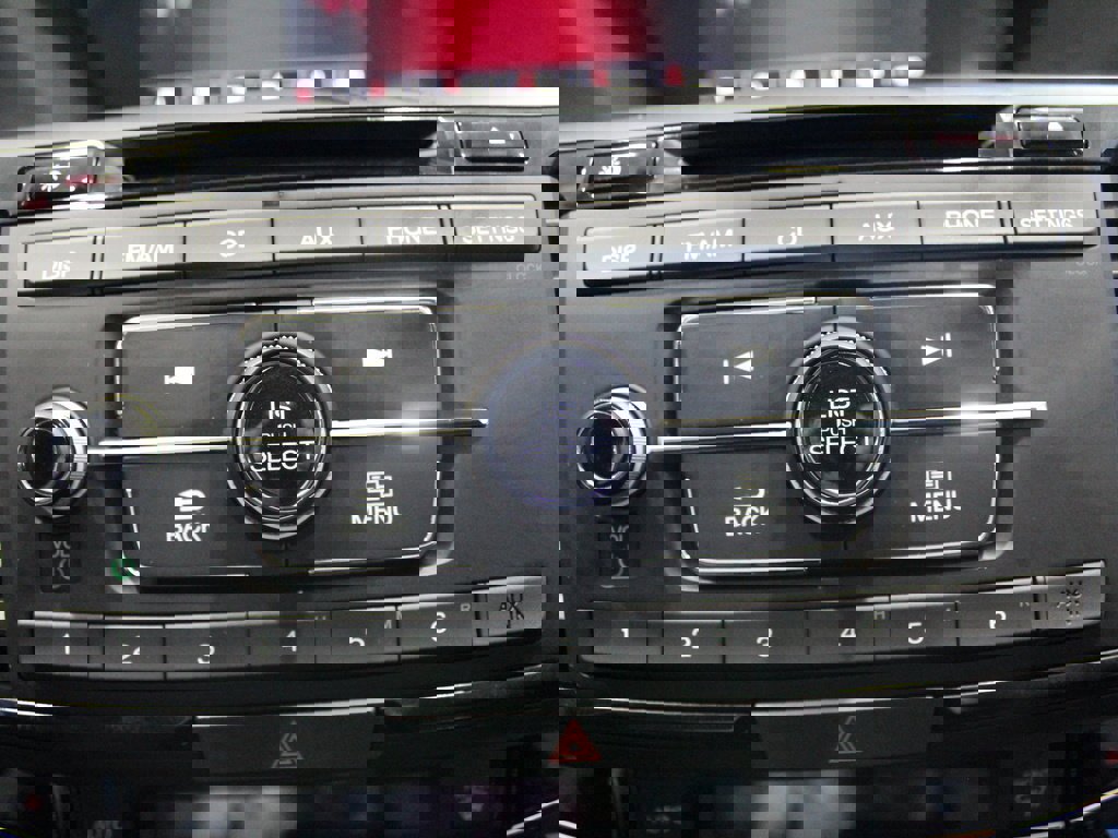 Used 2017 Honda Accord Sport image 30