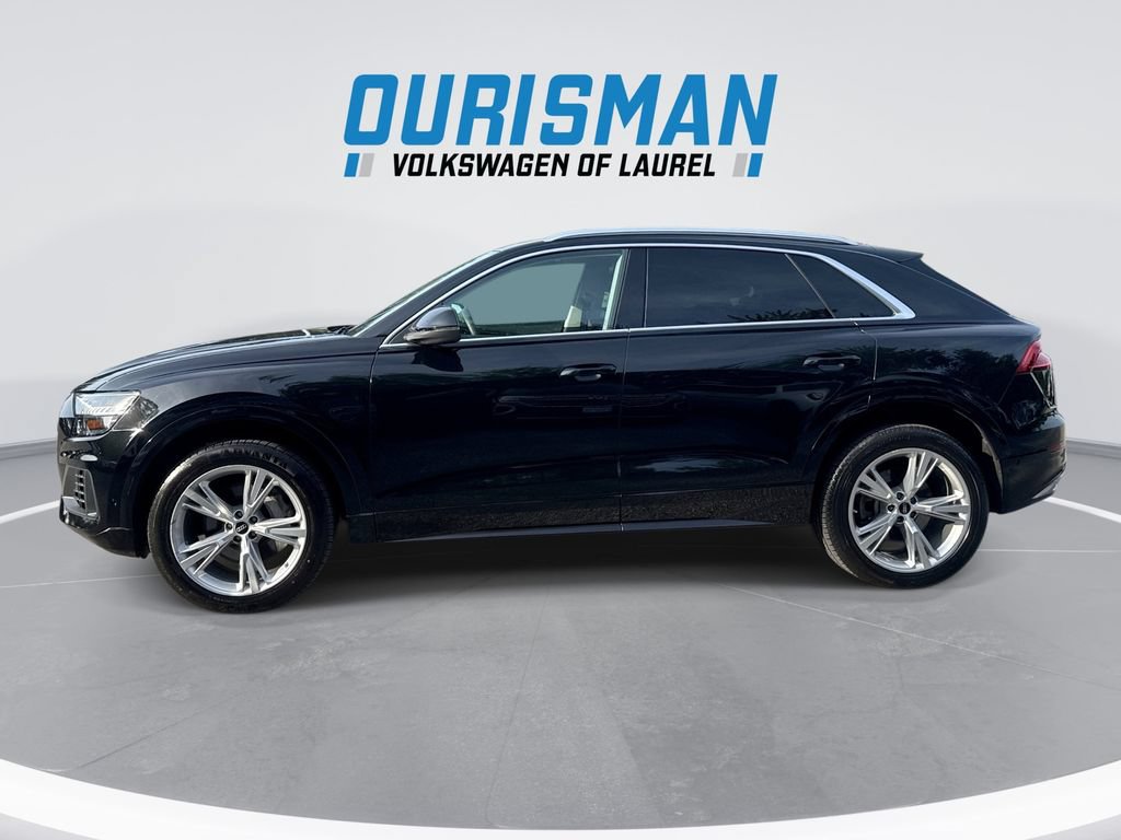 Used 2023 Audi Q8 Premium w/ Convenience Package AWD/4WD image 5